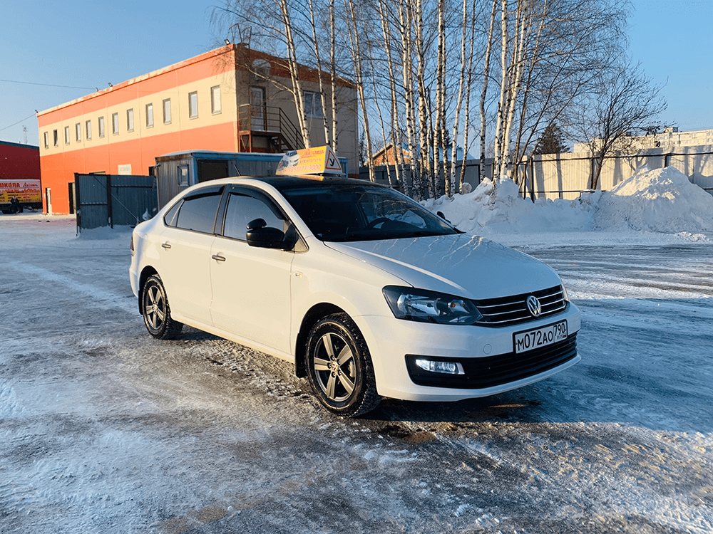 Volkswagen Polo М072АО